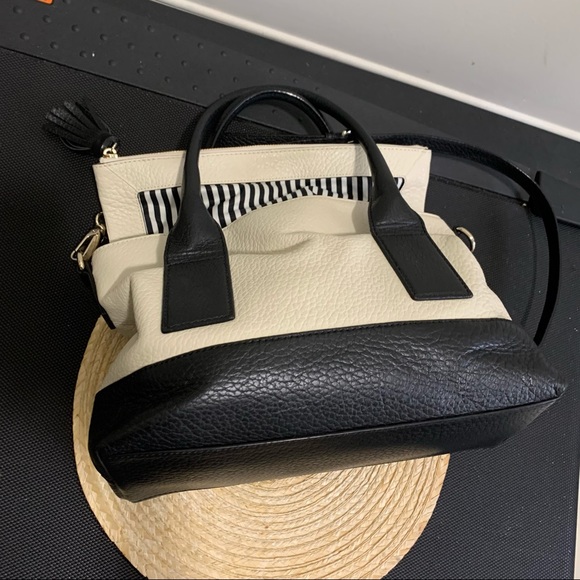 Kate Spade Leather Fold-Over Dress Shoulder Hand Bag - Picture 8 of 16